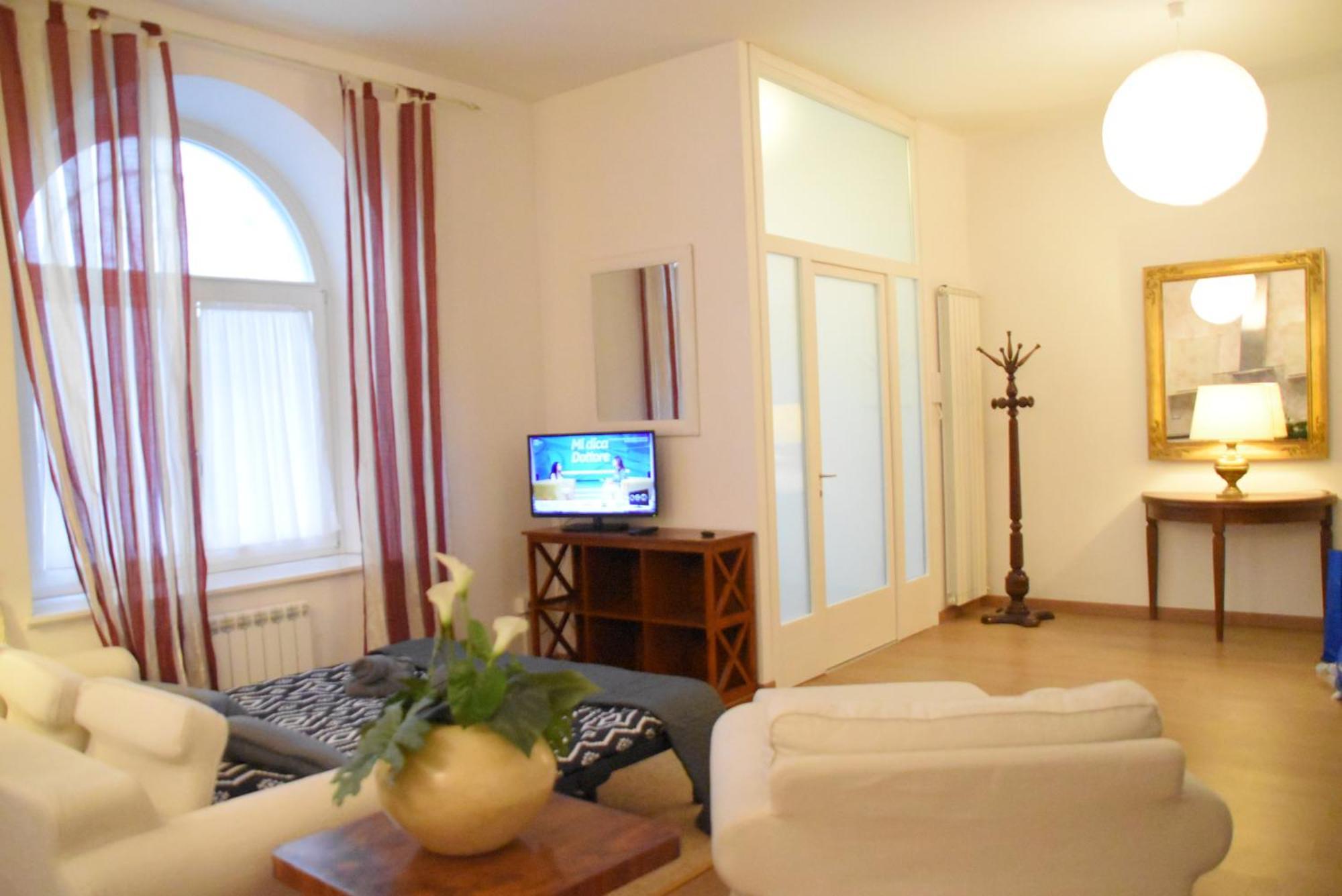 Loft With Private Parking Apartment Trieste Exterior photo